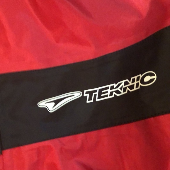Teknic otisca red / black rain jacket with reflective back stripe. New! - Picture 3 of 14